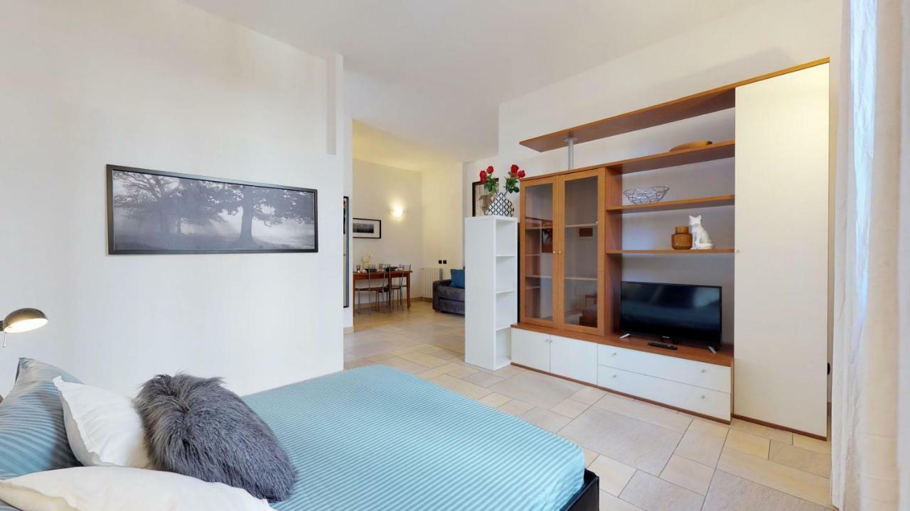 With Private Garden Near San Siro Stadium Appartement Milaan
