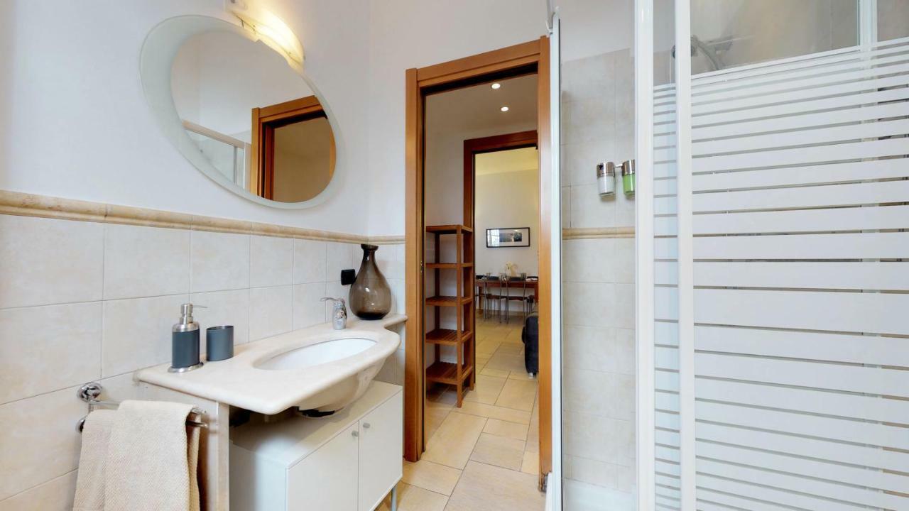 With Private Garden Near San Siro Stadium Appartement